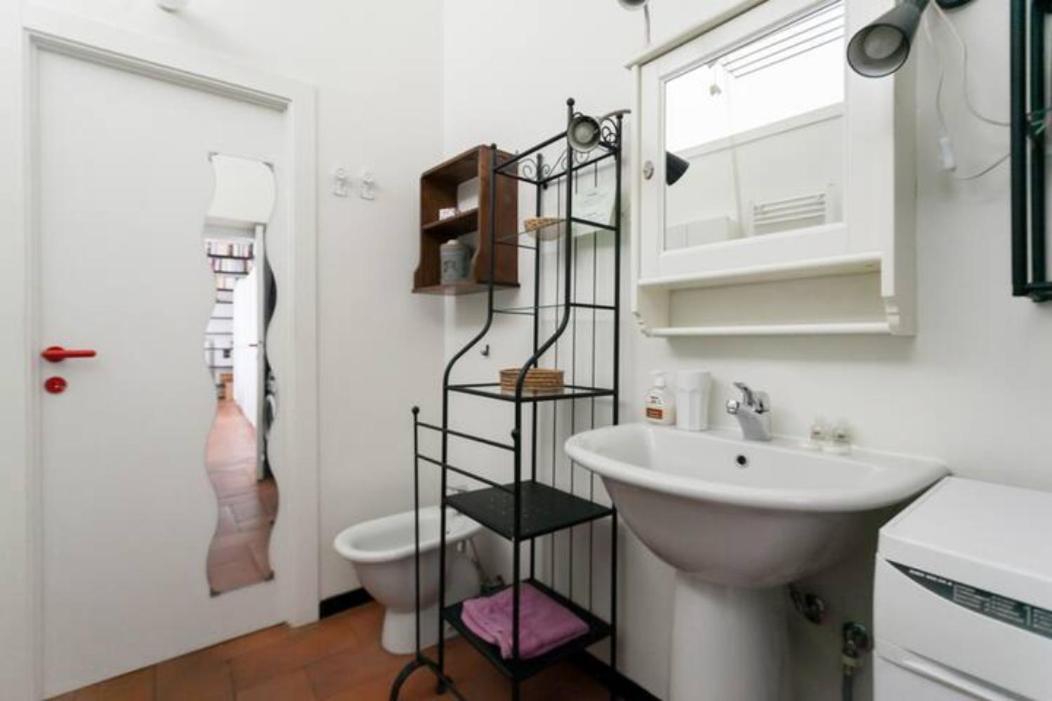 Porta Ticinese Cozy Apartment Con Balcone Мілан Екстер'єр фото